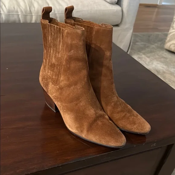 J. Crew Brown Chelsea Ankle Boots with Low Heel and Suede Material - Picture 3 of 6